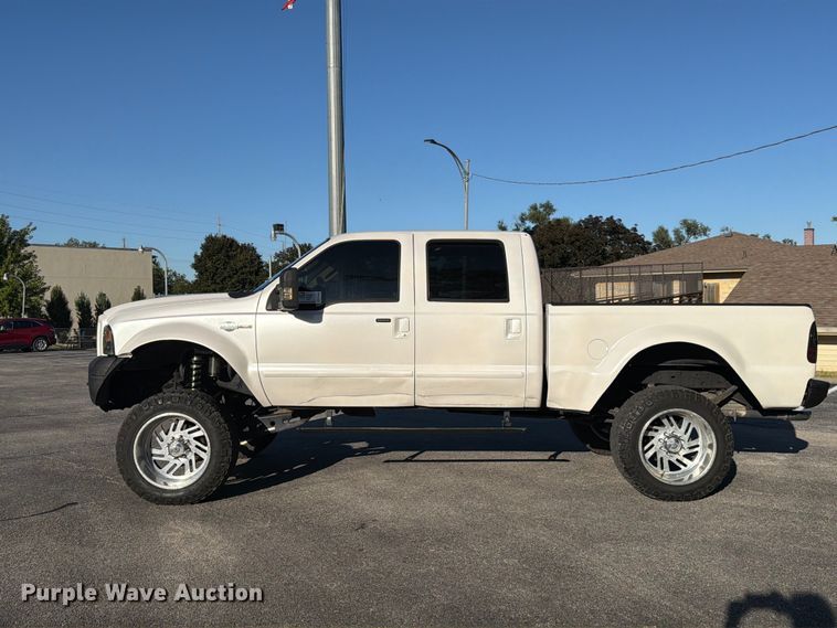 image for item FP3093 2007 Ford F250 Super Duty King Ranch Crew Cab pickup truck