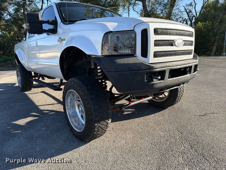 image for item FP3093 2007 Ford F250 Super Duty King Ranch Crew Cab pickup truck