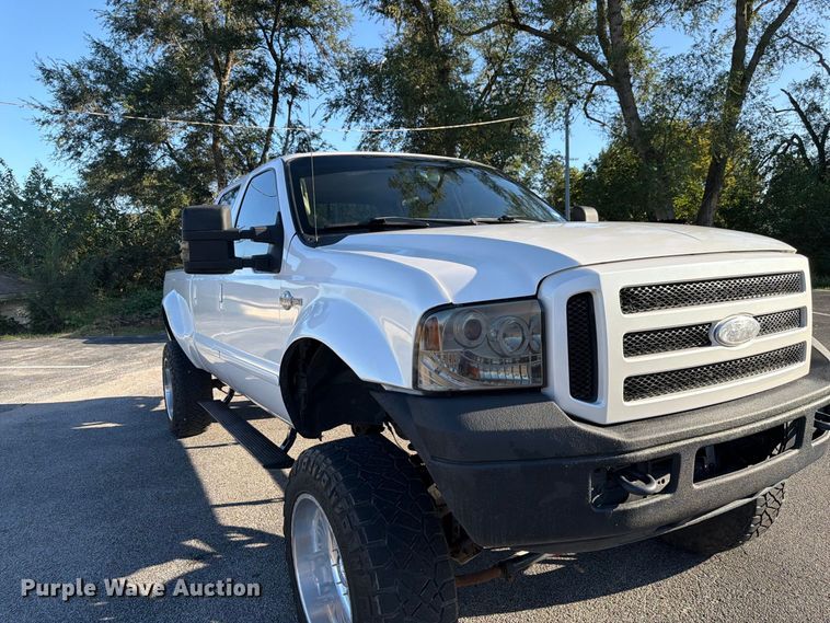 image for item FP3093 2007 Ford F250 Super Duty King Ranch Crew Cab pickup truck