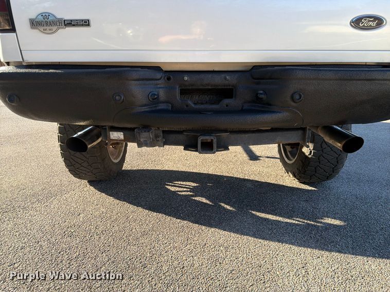 image for item FP3093 2007 Ford F250 Super Duty King Ranch Crew Cab pickup truck