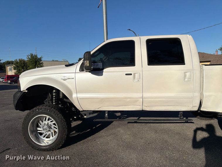 image for item FP3093 2007 Ford F250 Super Duty King Ranch Crew Cab pickup truck