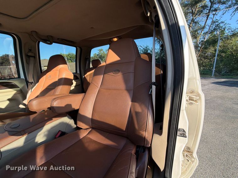 image for item FP3093 2007 Ford F250 Super Duty King Ranch Crew Cab pickup truck