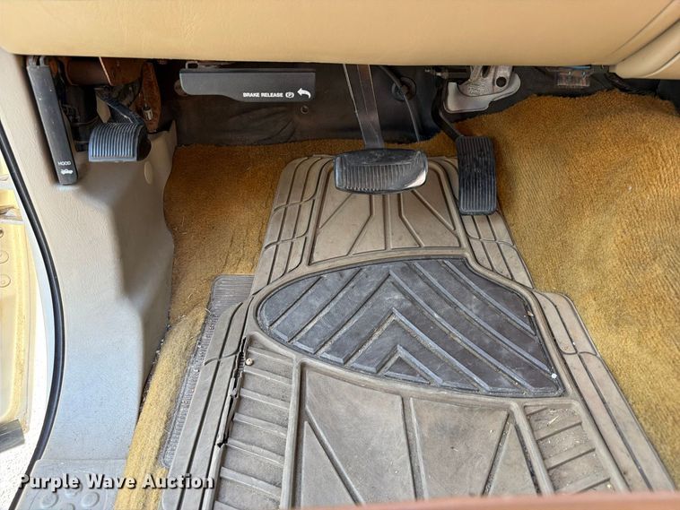image for item FP3093 2007 Ford F250 Super Duty King Ranch Crew Cab pickup truck