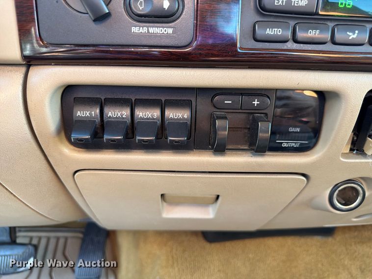 image for item FP3093 2007 Ford F250 Super Duty King Ranch Crew Cab pickup truck