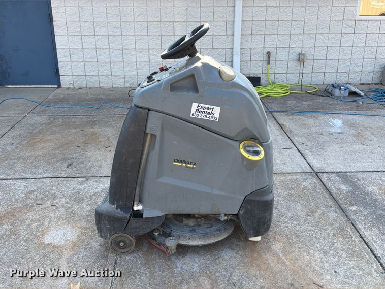 image for item FT6225 Windsor Chariot 2 iScrub 20X floor scrubber