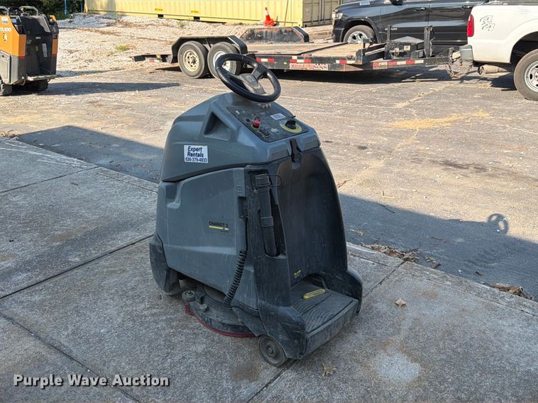 image for item FT6225 Windsor Chariot 2 iScrub 20X floor scrubber