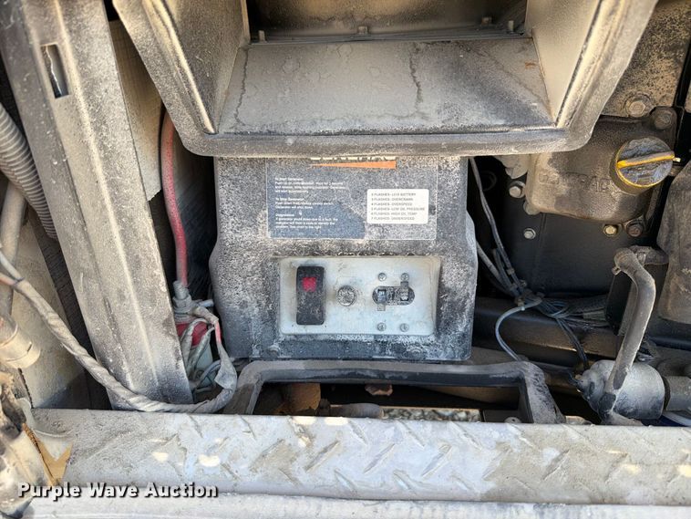 image for item FT6241 1996 Chevrolet Motorhome Chassis party bus