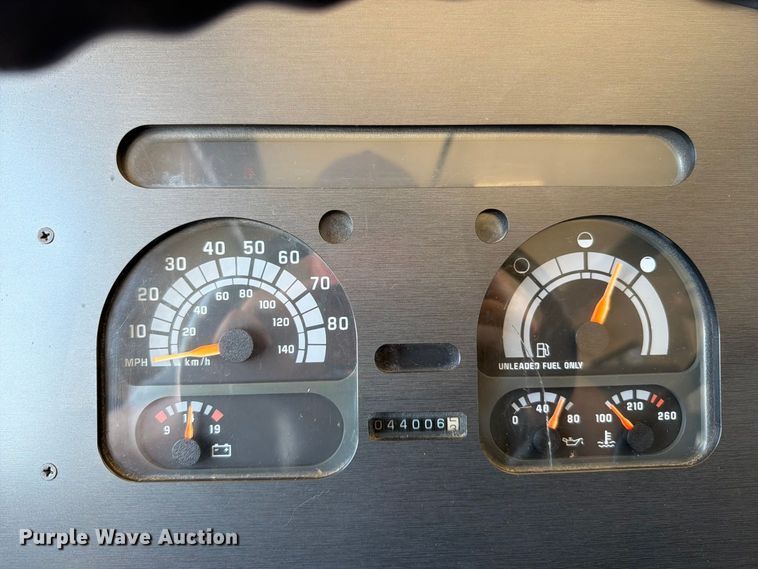 image for item FT6241 1996 Chevrolet Motorhome Chassis party bus