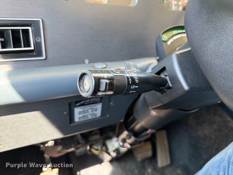 image for item FT6241 1996 Chevrolet Motorhome Chassis party bus