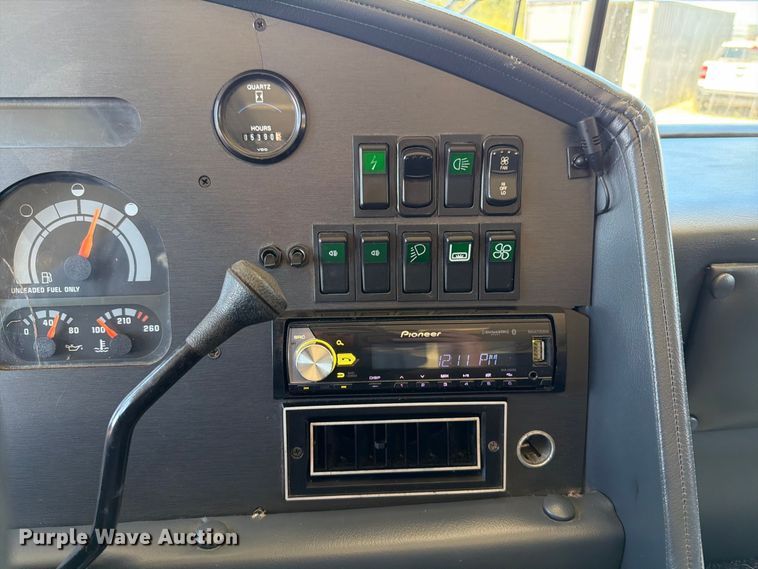 image for item FT6241 1996 Chevrolet Motorhome Chassis party bus