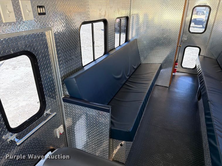 image for item FT6241 1996 Chevrolet Motorhome Chassis party bus