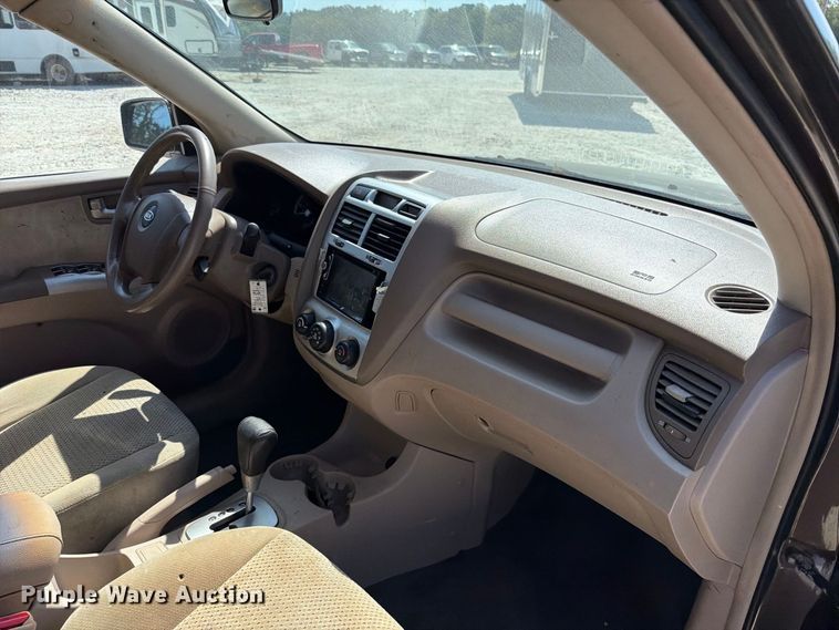 image for item FT6249 2005 Kia Sportage SUV