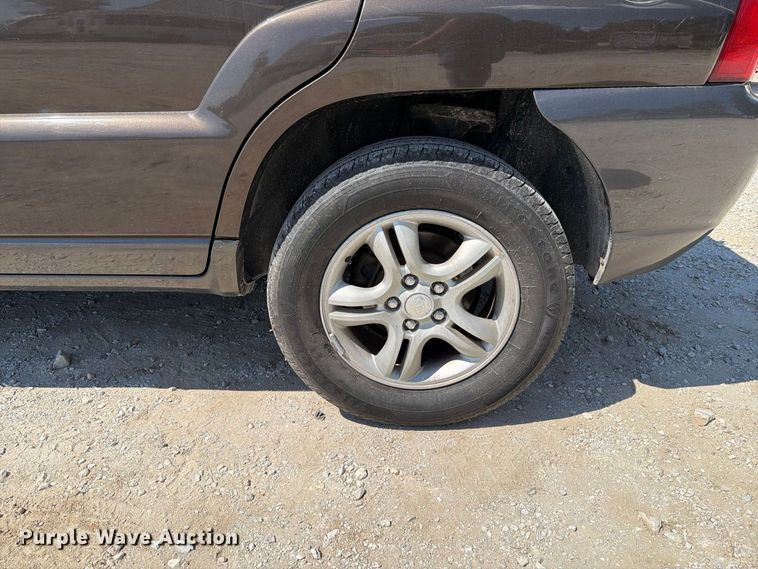 image for item FT6249 2005 Kia Sportage SUV