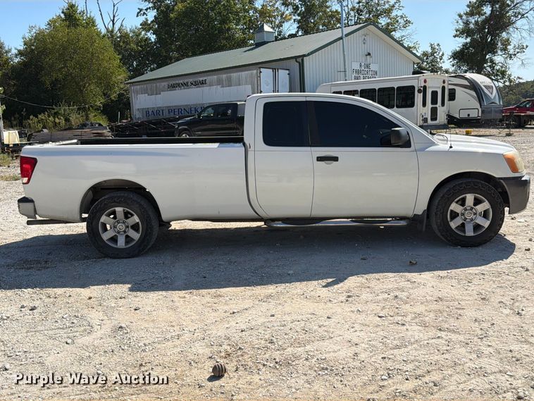 image for item FT6253 2008 Nissan Titan Ext. Cab pickup truck