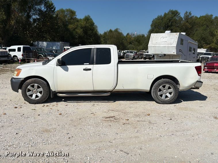 image for item FT6253 2008 Nissan Titan Ext. Cab pickup truck