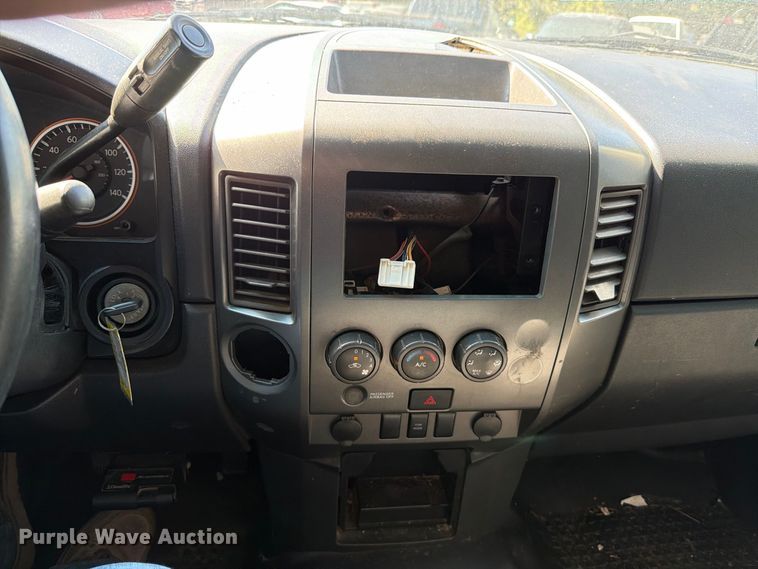 image for item FT6253 2008 Nissan Titan Ext. Cab pickup truck