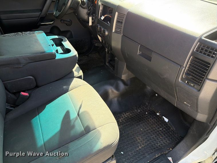 image for item FT6253 2008 Nissan Titan Ext. Cab pickup truck
