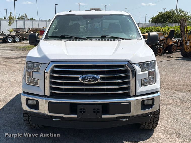 image for item FT6279 2017 Ford F150  XLT Crew Cab pickup truck