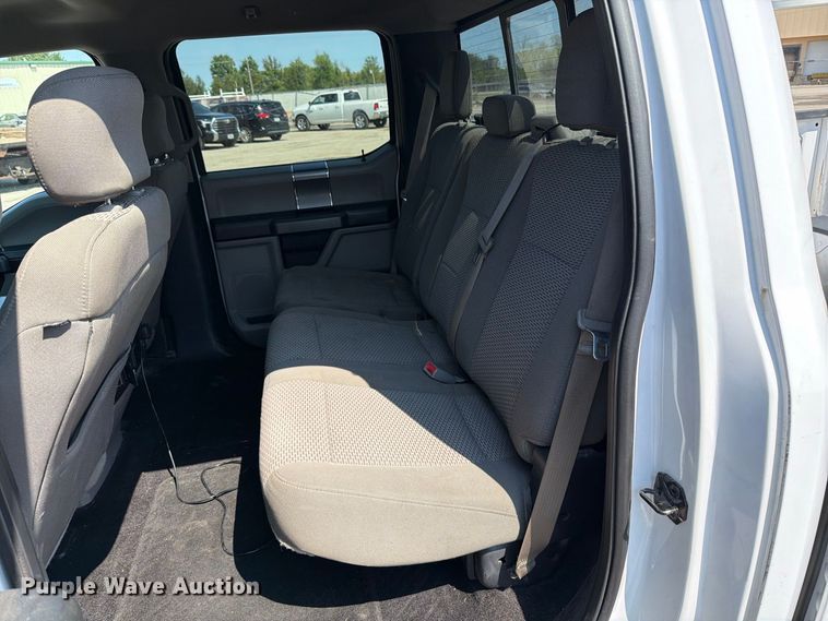 image for item FT6279 2017 Ford F150  XLT Crew Cab pickup truck