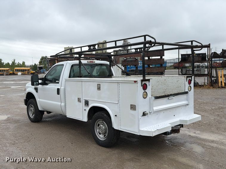 image for item FT6283 2010 Ford F250 Super Duty XL utility bed pickup truck