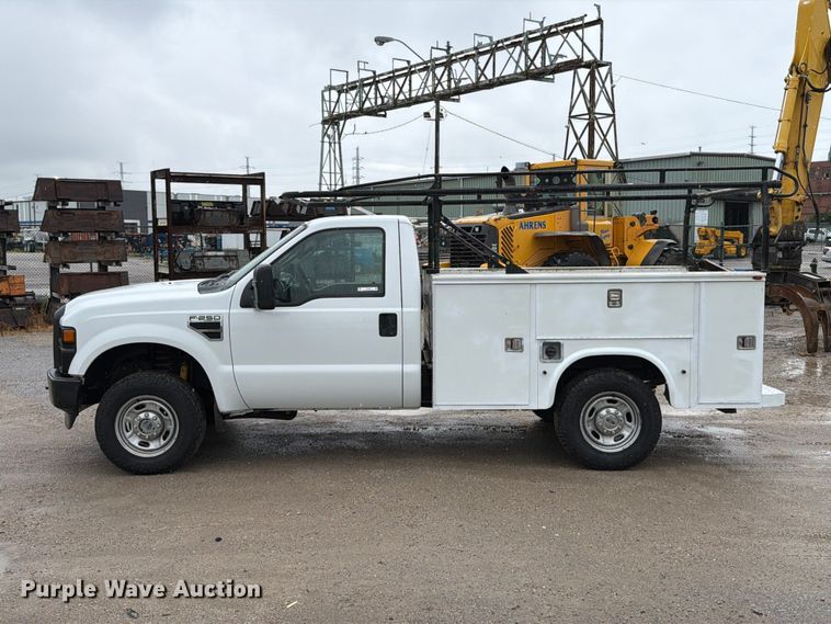 image for item FT6283 2010 Ford F250 Super Duty XL utility bed pickup truck