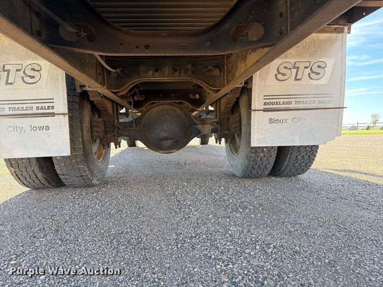 image for item FT6701 1990 International 4700 box truck