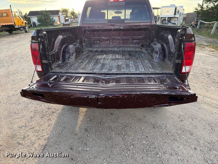 image for item FT6702 2012 Dodge Ram 2500 Crew Cab pickup truck