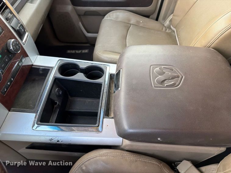 image for item FT6702 2012 Dodge Ram 2500 Crew Cab pickup truck
