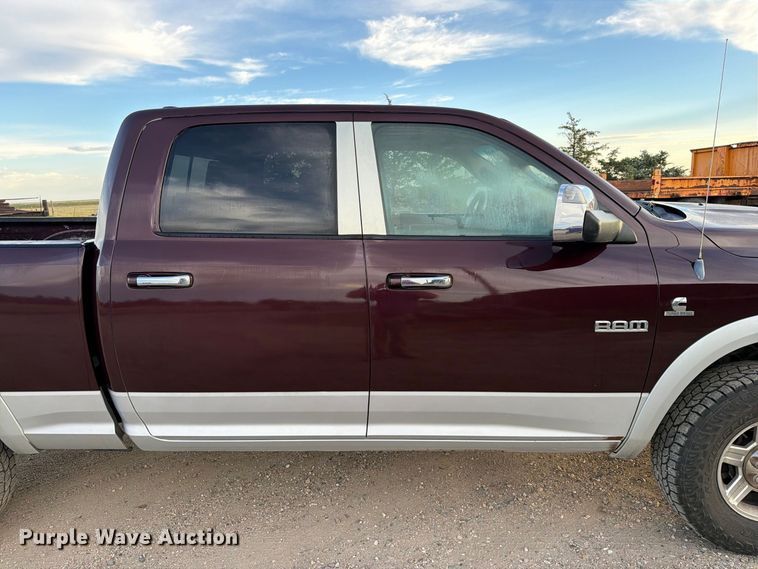 image for item FT6702 2012 Dodge Ram 2500 Crew Cab pickup truck