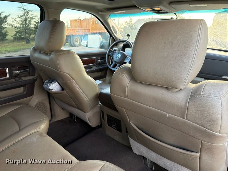 image for item FT6702 2012 Dodge Ram 2500 Crew Cab pickup truck