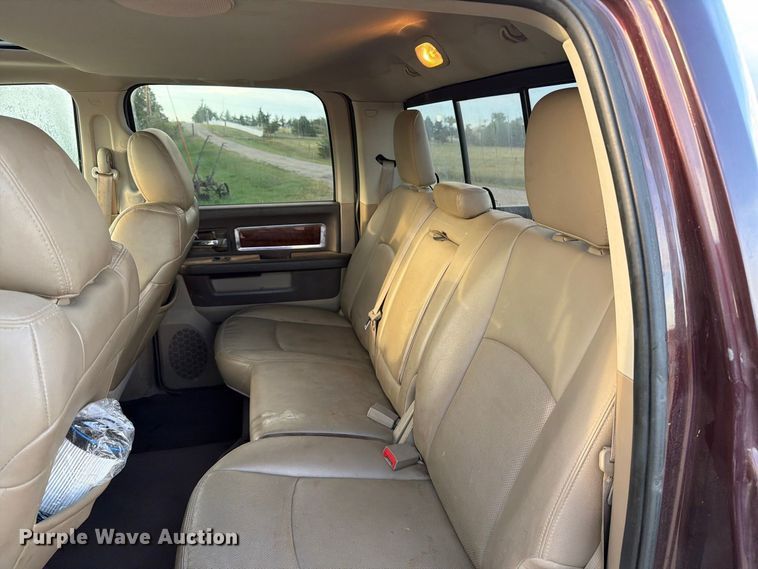 image for item FT6702 2012 Dodge Ram 2500 Crew Cab pickup truck