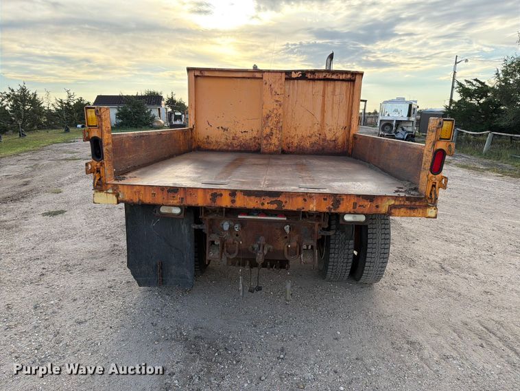 image for item FT6703 2006 International Workstar 7400 Crew Cab dump truck