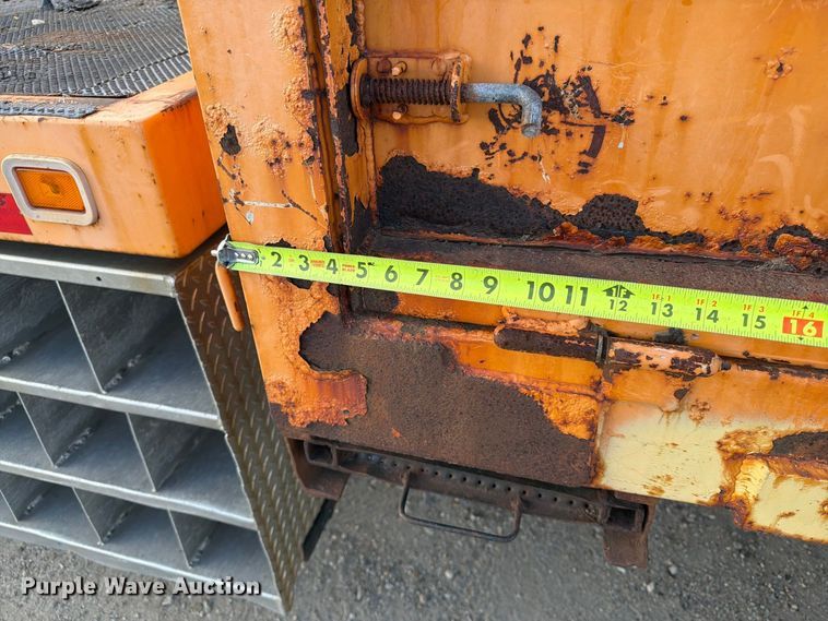 image for item FT6703 2006 International Workstar 7400 Crew Cab dump truck
