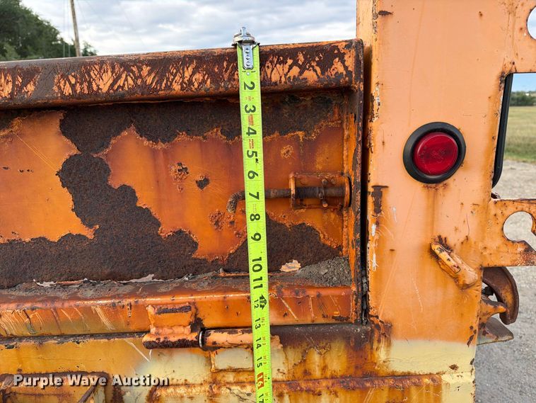 image for item FT6703 2006 International Workstar 7400 Crew Cab dump truck