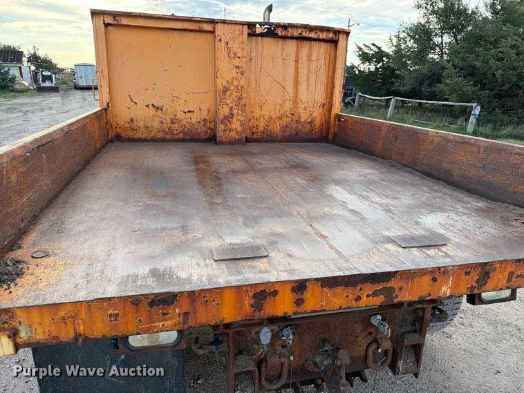 image for item FT6703 2006 International Workstar 7400 Crew Cab dump truck
