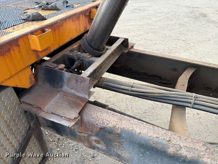 image for item FT6703 2006 International Workstar 7400 Crew Cab dump truck