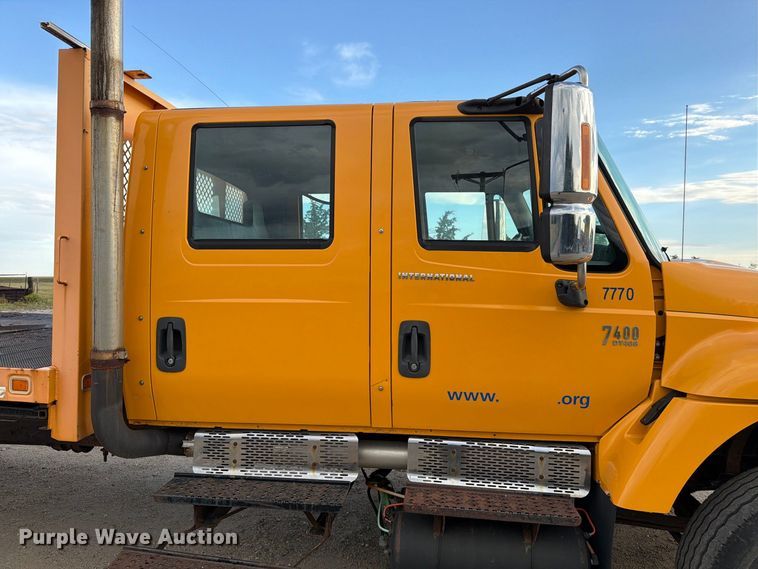 image for item FT6703 2006 International Workstar 7400 Crew Cab dump truck