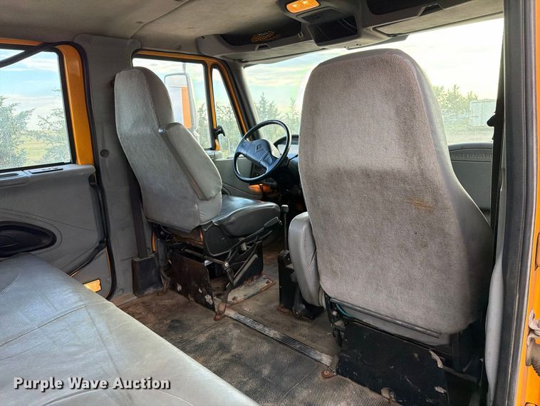 image for item FT6703 2006 International Workstar 7400 Crew Cab dump truck