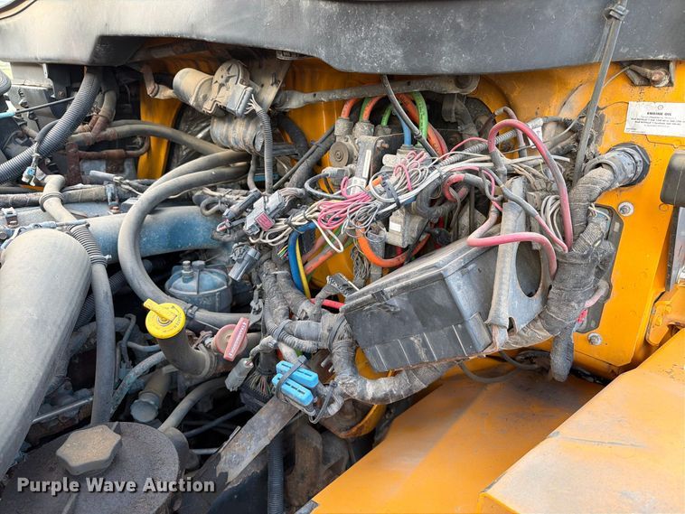 image for item FT6703 2006 International Workstar 7400 Crew Cab dump truck