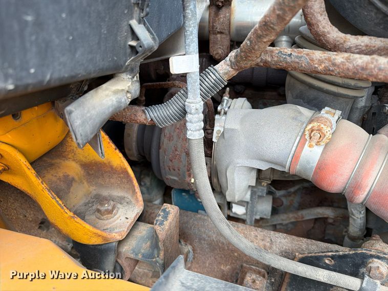 image for item FT6703 2006 International Workstar 7400 Crew Cab dump truck