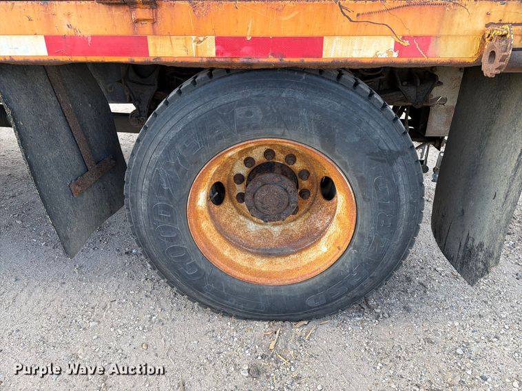 image for item FT6703 2006 International Workstar 7400 Crew Cab dump truck