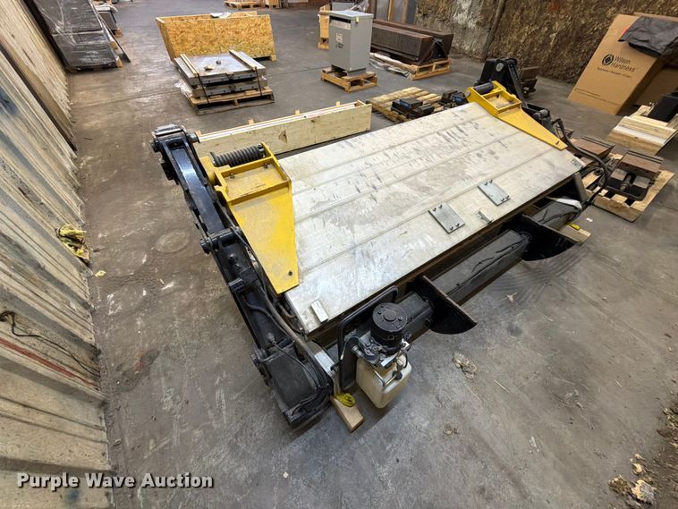 image for item FT6704 Maxon GPTLR55 end gate lift