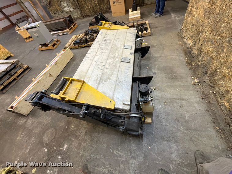 image for item FT6704 Maxon GPTLR55 end gate lift