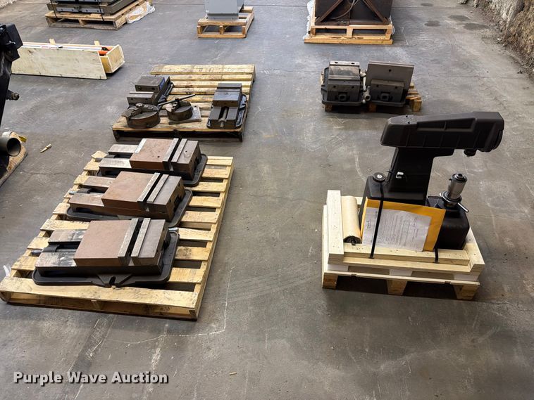 image for item FT6705 Tools