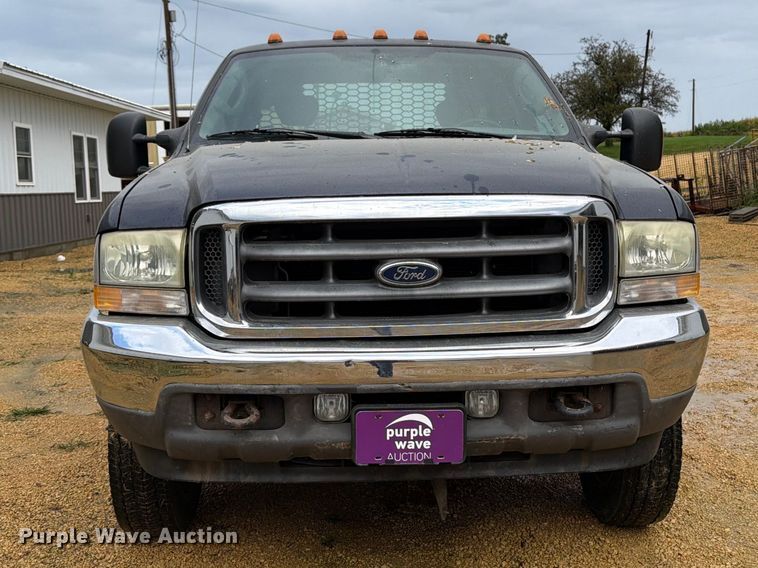image for item FT7500 2004 Ford F450 Super Duty flatbed truck