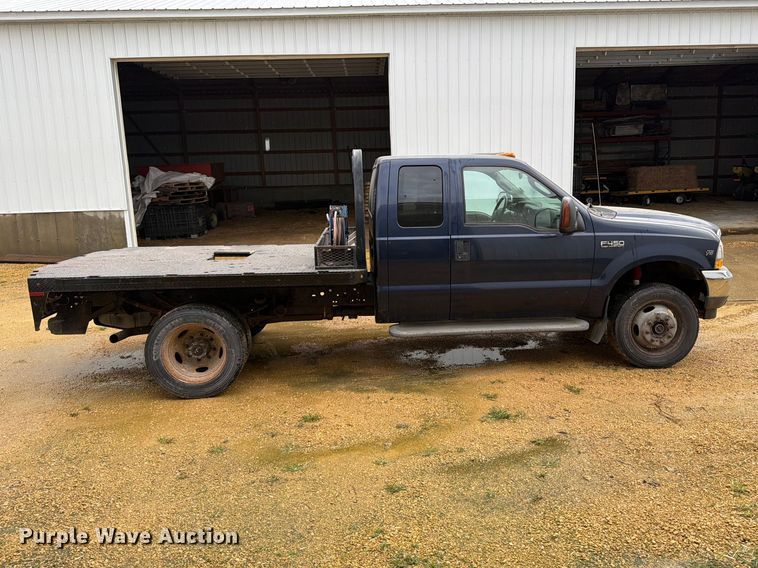 image for item FT7500 2004 Ford F450 Super Duty flatbed truck