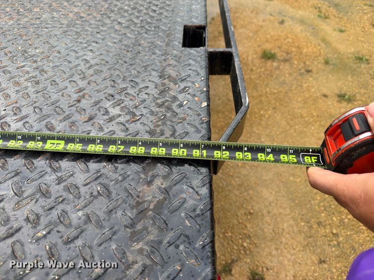 image for item FT7500 2004 Ford F450 Super Duty flatbed truck