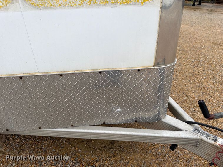 image for item FT7507 2018 Legend Manufacturing Inc 7190VNTA35 enclosed cargo trailer