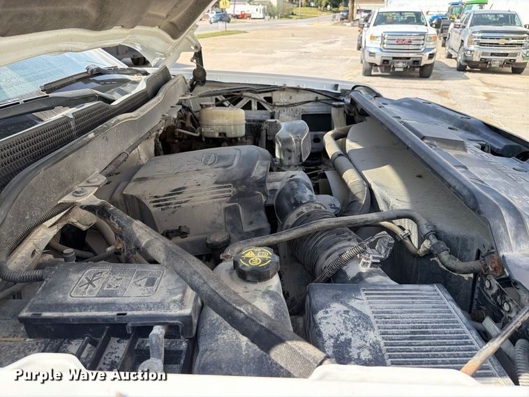 image for item FT8017 2016 Chevrolet Silverado 2500HD Crew Cab pickup truck