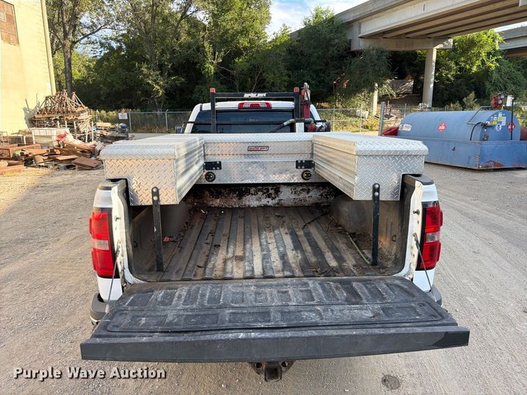 image for item FU4582 2015 GMC Sierra 2500HD 